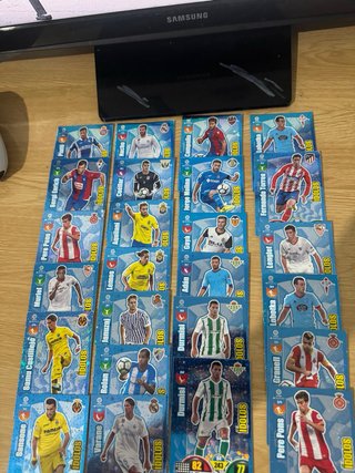 Cromos Adrenalyn 2017-2028  y más