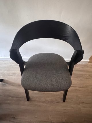 Mesa comedor extensible y 4 sillas madera