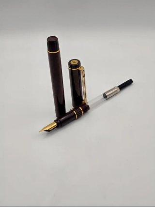Caneta Waterman Centurion (M) Castanha