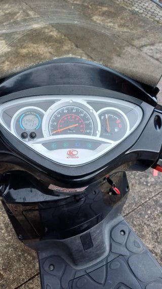 Kymco People S 125 Negra