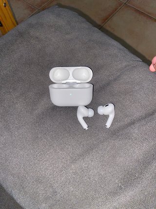 AirPods Pro 4 Originales Blancos