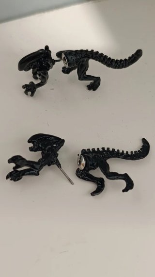 Pendientes Alien Negro