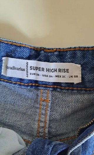 Stradivarius shorts blu