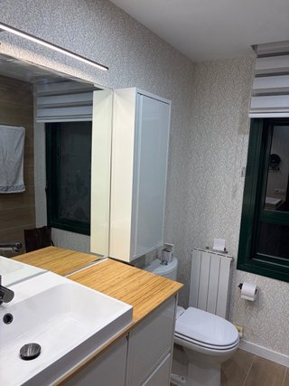 Armario de pared ÄNGSJÖN Ikea