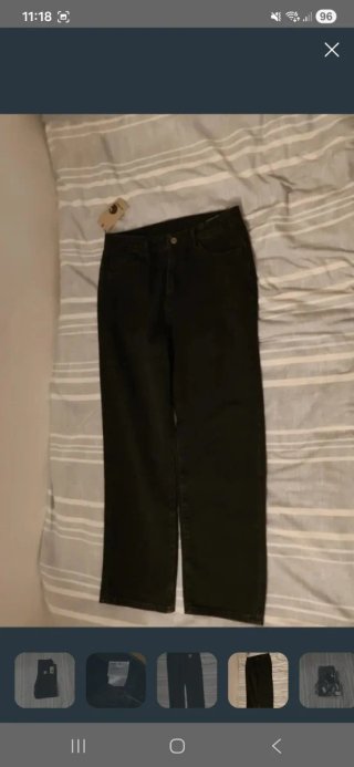 Pack pantalones Carhartt azul y Negro.