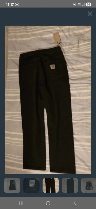 Pack pantalones Carhartt azul y Negro.