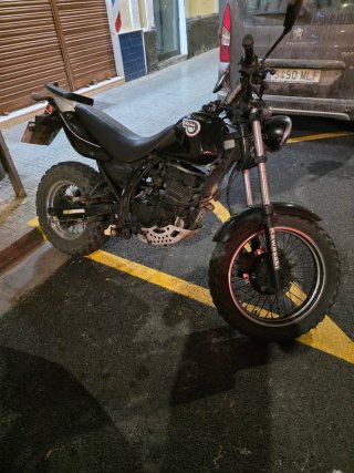 Hyosung 125 Negra