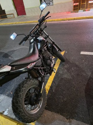 Hyosung 125 Negra