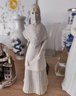 Figura de porcelana Ibicenca