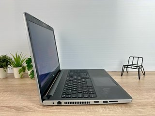 Dell Inspiron i5 | Display Touch | 8 GB | 240 GB