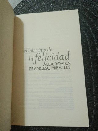 El laberinto de la felicidad