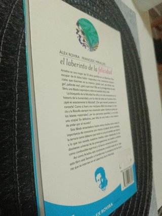 El laberinto de la felicidad