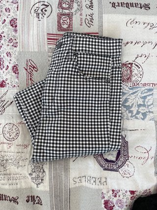 Pantalones cuadros blanco y negro Stradivarius