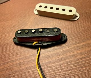 Pastilla Fender Fat '50s Medio Stratocaster