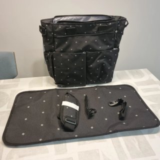 NUEVO A ESTRENAR. Bolso para carrito de bebé