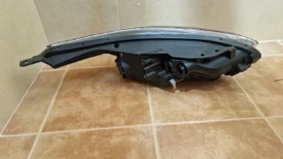 KIA Ceed Faro Delantero J792121050