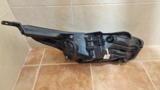 KIA Ceed Faro Delantero J792121050