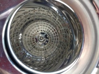 Centrifugadora AEG Blanca