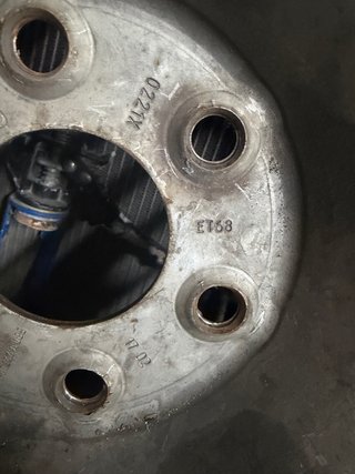 Llanta Iveco 6 Tornillos Rueda Sencilla