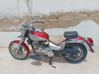 Moto Daelim 125 Cruiser Roja/Plata