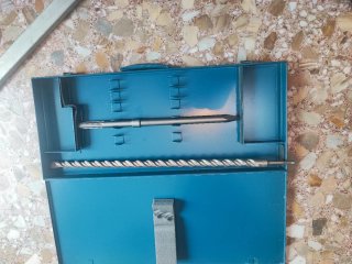 Puntero Bosch con maletín