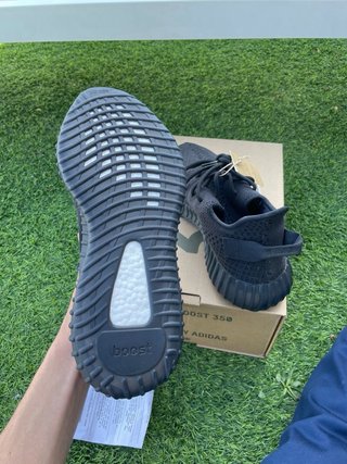 Adidas Yeezy Boost 350 V2 Negro Talla 44
