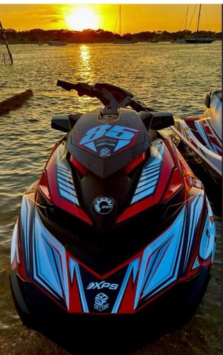 Moto de agua Sea-Doo RXP-X 300