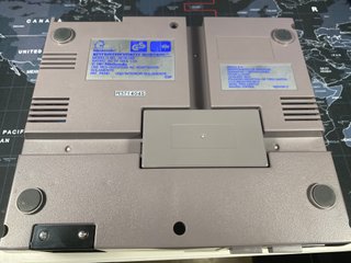 CONSOLA NINTENDO NES CAJA Y JUEGO MARIO