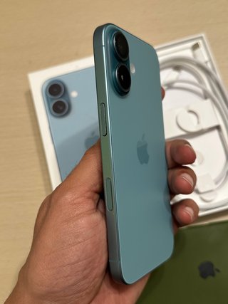 iPhone 16 128Gb IMPOLUTO