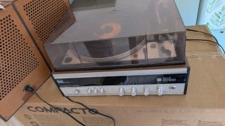Tocadiscos Bettor SP-225