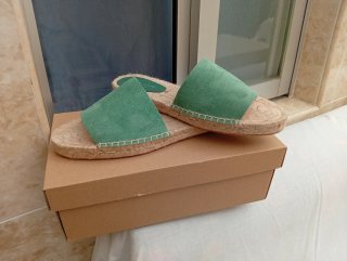 Sandalias planas verdes talla 38