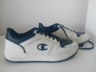 2 Pares Zapatillas: Champion y Thenth