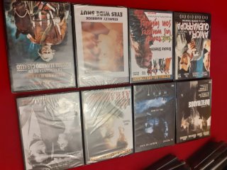 Lote aprox 56 DVD's varios géneros