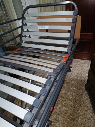 Cama Articulada Geriátrica con Elevador