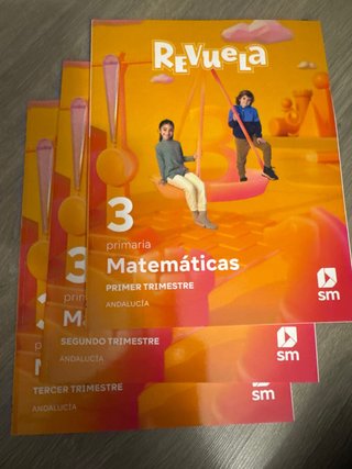 Libros de los 3 trimestres Matemáticas 3 Revuela.