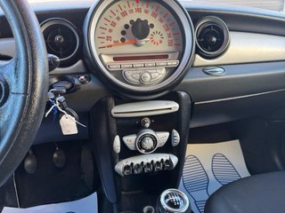 MINI Mini 2010 gasolina pegatina c