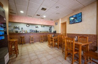 ALQUILER BAR-CAFETERÍA-RESTAURANTE