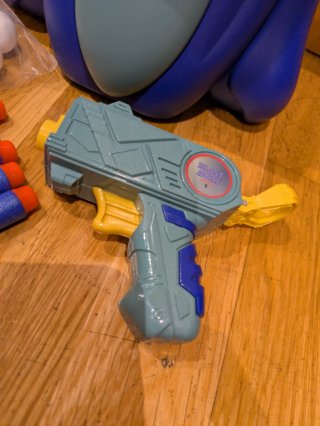 Juego práctica de tiro pelotas flotantes