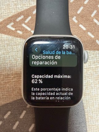 Apple Watch Series 5 40mm Plata