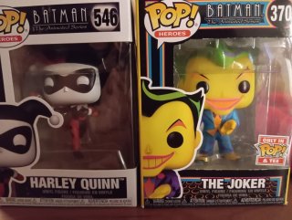 Funko Pop The Joker e Harley Quinn Batman serie 90s