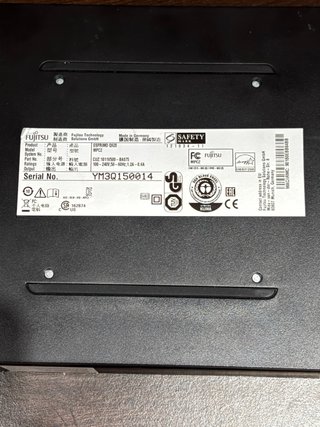 Fujitsu Esprimo Q920 Mini PC Negro/Rojo + monitor
