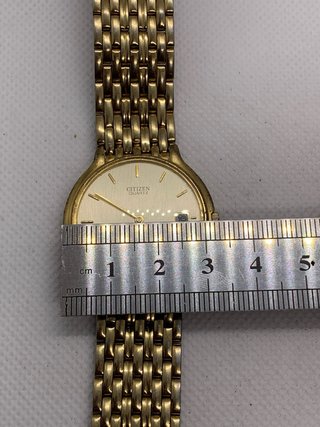 Reloj Citizen Vintage Dorado JDM