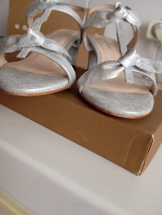 Sandalias Gloria Ortiz Plata Mujer