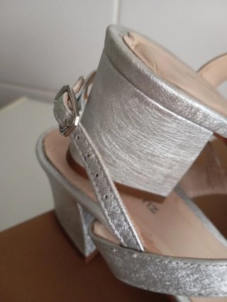 Sandalias Gloria Ortiz Plata Mujer