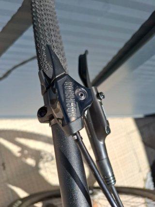Bicicleta BH Expert aluminio a  estrenar factura