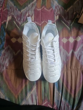 Zapatillas deportivas blancas con cámara de aire ?