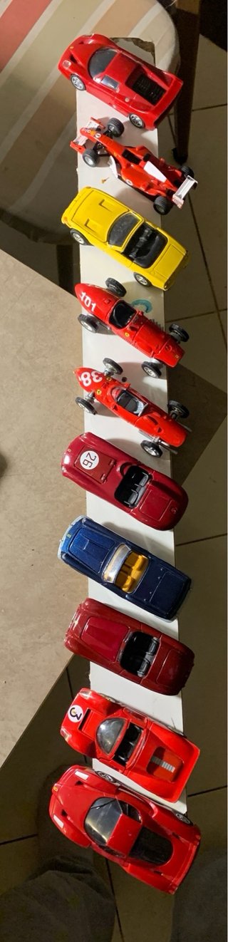 Modellini Ferrari Originali - Set 10 Pezzi