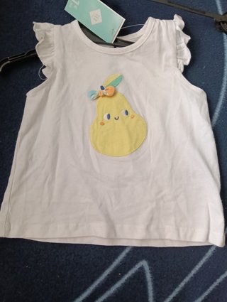 3..piezas de ropa de bebé