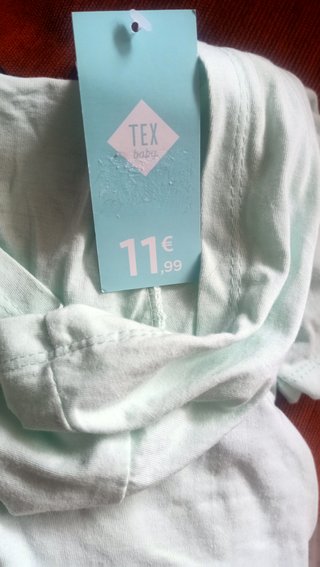 3..piezas de ropa de bebé