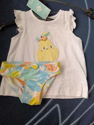 3..piezas de ropa de bebé